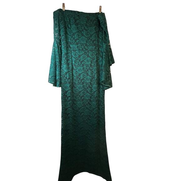 Vfshow VfEmage Womens  Green Lace Off Shoulder Bell Sleeve Gown  - Size XL - Picture 11 of 13